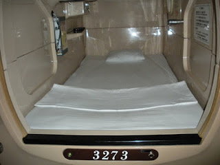 Giappone capsule hotel