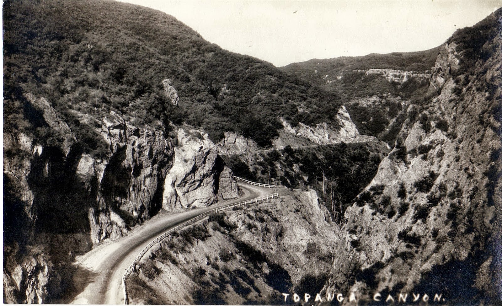 View of the summit in Topanga Canyon, circa 1920 - San Fernando