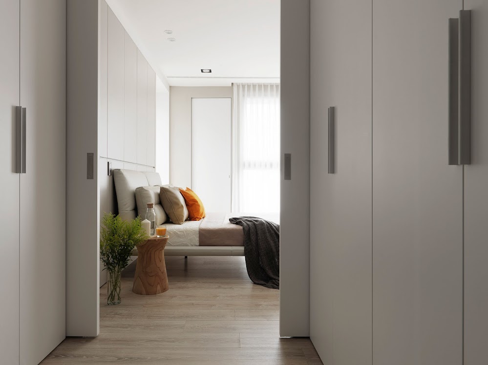 Summer Samson Designed an Elegant Apartment Full of Light