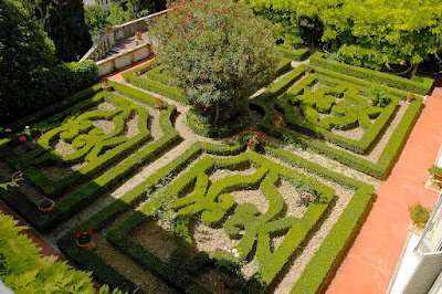 Formal garden at Castello di Montefugoni Formal garden at Castello di Montefugoni