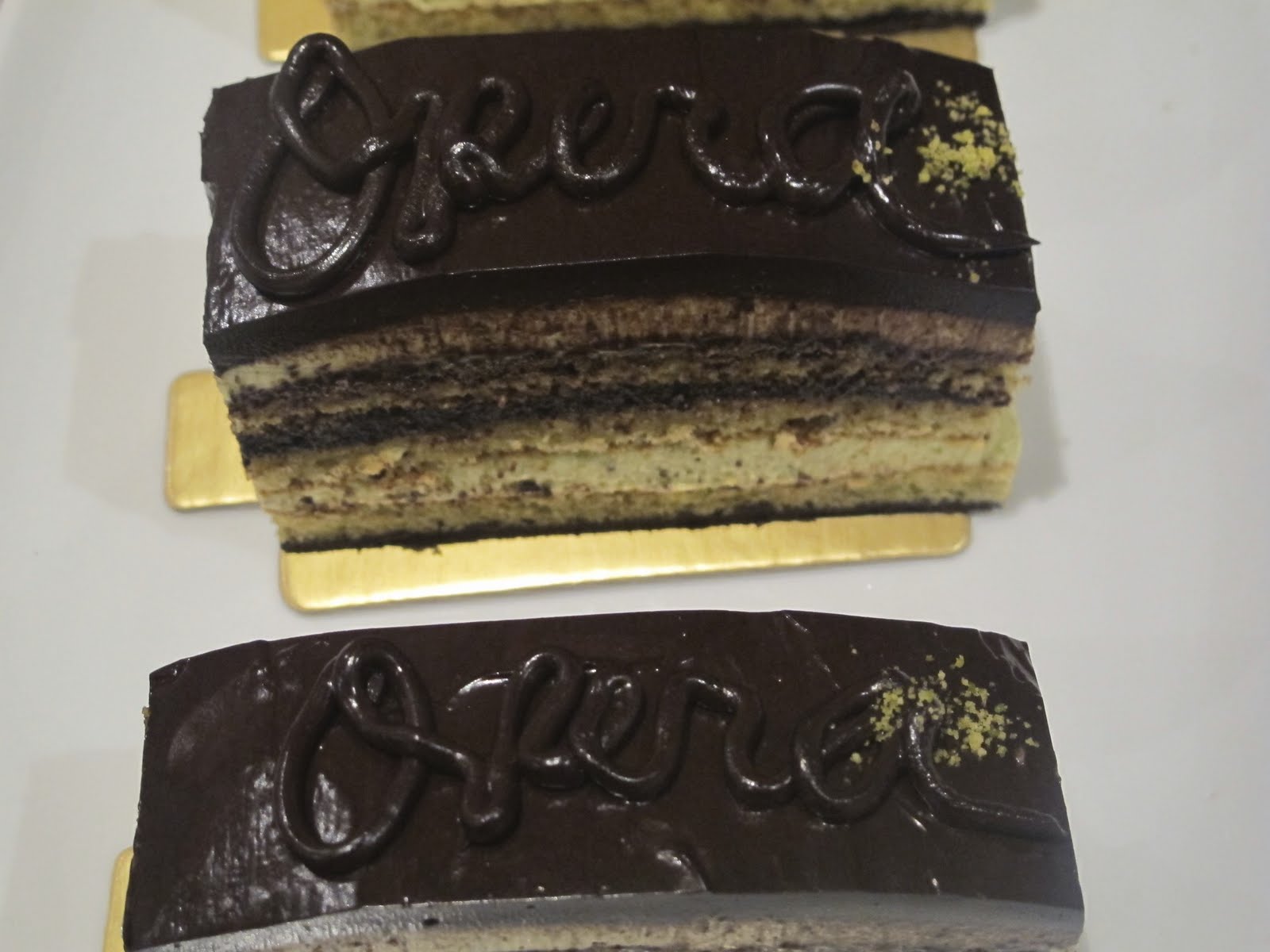 NoSetMenu Opera Cake, Pistachio Opera