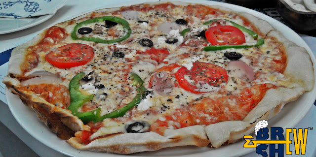 La Tapenade Mediterranean Cafe Thin Crust Vegetarian Pizza