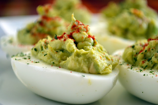 NEVER BLAND RECIPES: Deviled Eggs Gone Nice!