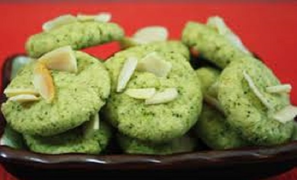 Resep Membuat Kue Kering Kacang Almond Green Tea yang Resep Membuat Kue Kering Kacang Almond Green Tea yang