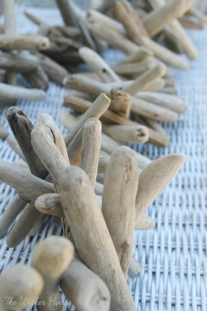 How to make a Driftwood Garland The Wicker House