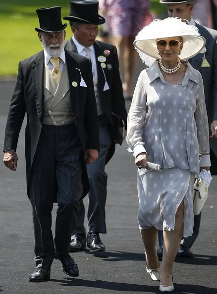 Queen Elizabeth, Duchess Camilla, Duchess Catherine, Countess Sophie of Wessex, Princess Beatrice, Princess Eugenie, Zara Phillips, Kate Middleton wore lace dress