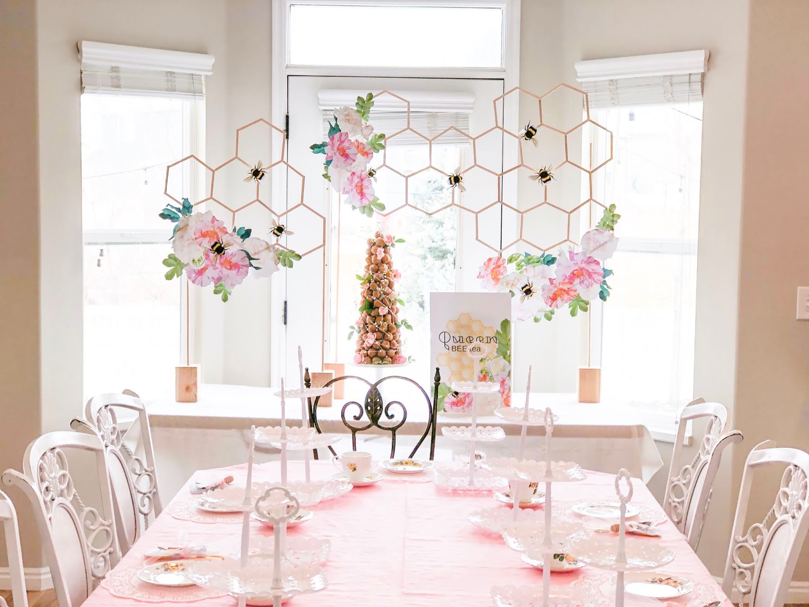 restlessrisa Queen Bee Tea Party