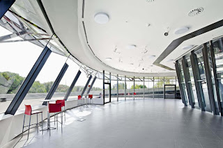 Sede de iGuzzini Illuminazione de Josep Mias