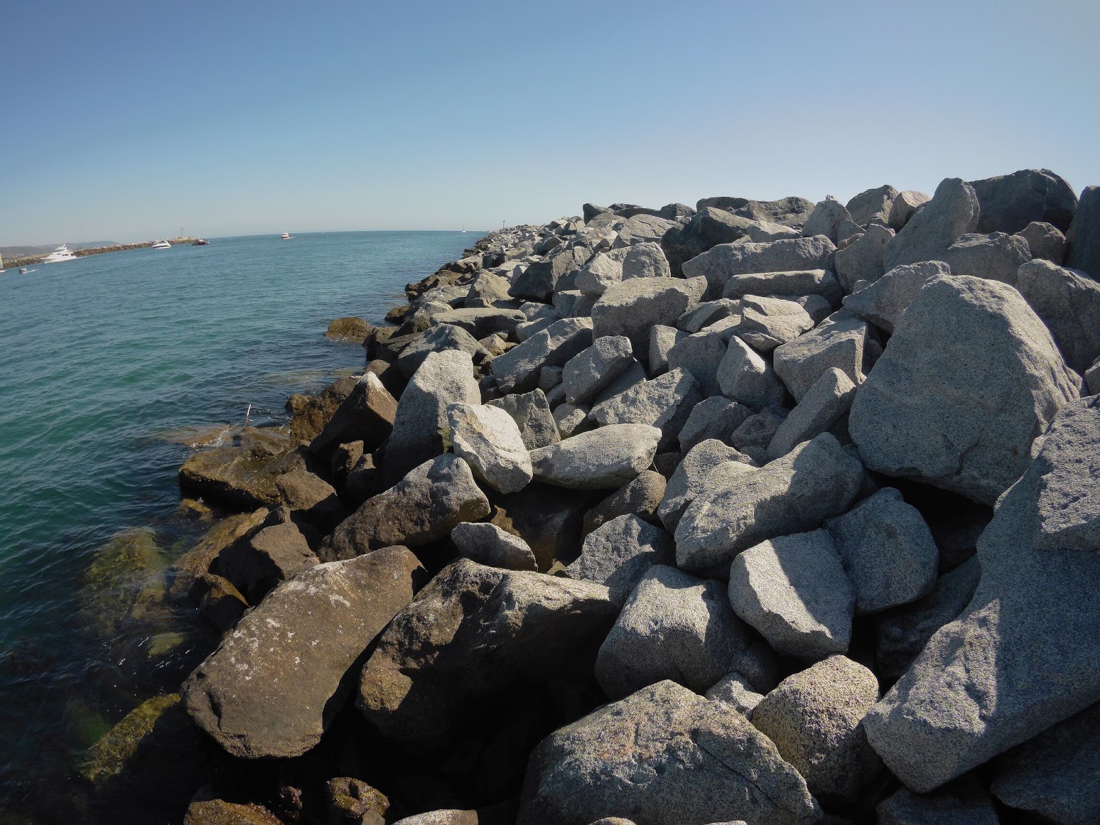 Fishing the Newport Jetty in Orange County, California Hunting the