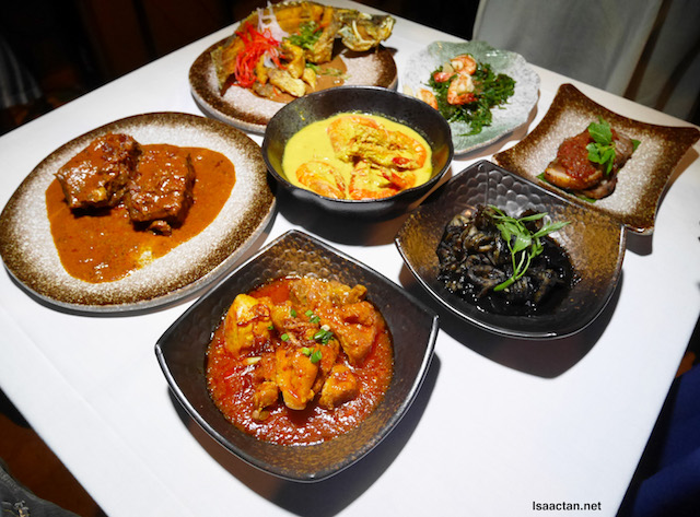 Bijan Restaurant Fine Malay Cuisine With The Entertainer Malaysia
