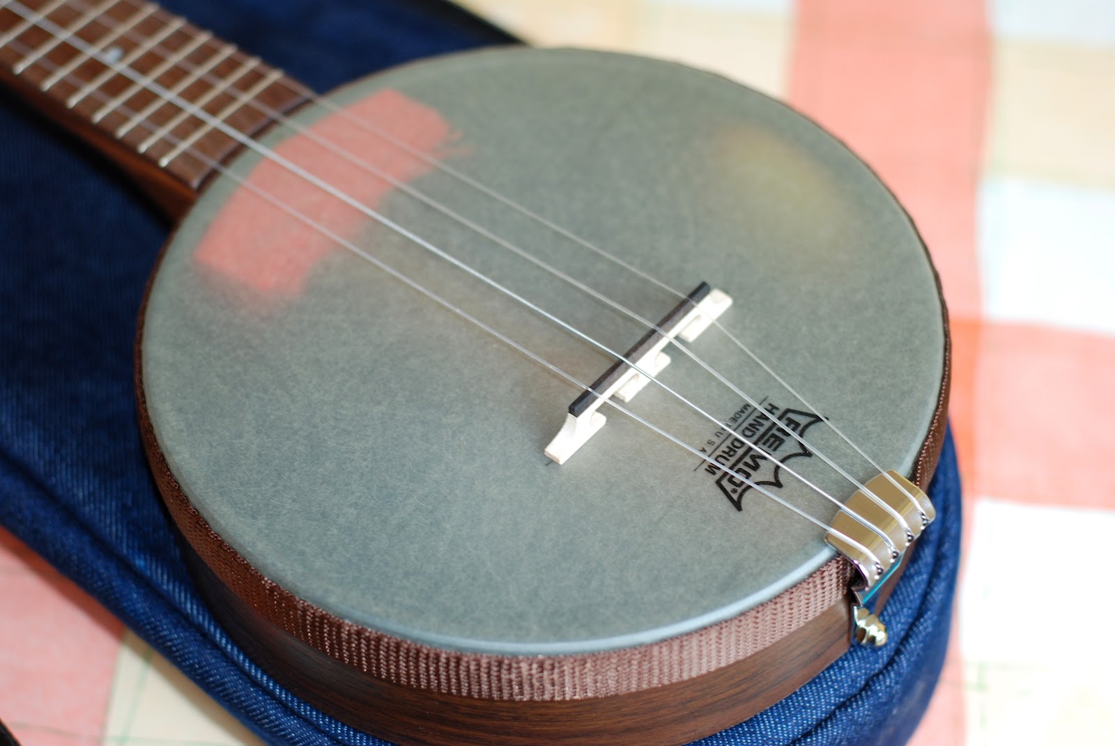 Magic Fluke Firefly Banjo Ukulele REVIEW