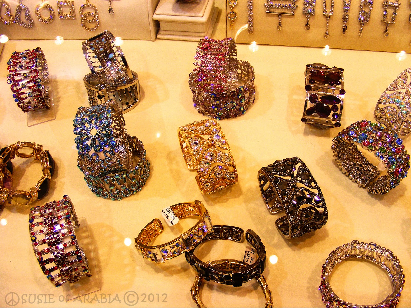 Jeddah Daily Photo Bracelets in Mall Shop