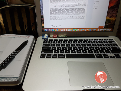 MacBook Air 13-inch 2017 in use MacBook Air 13-inch 2017 in use
