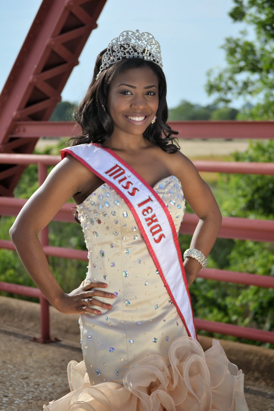 Featuring Miss Texas Teen! 