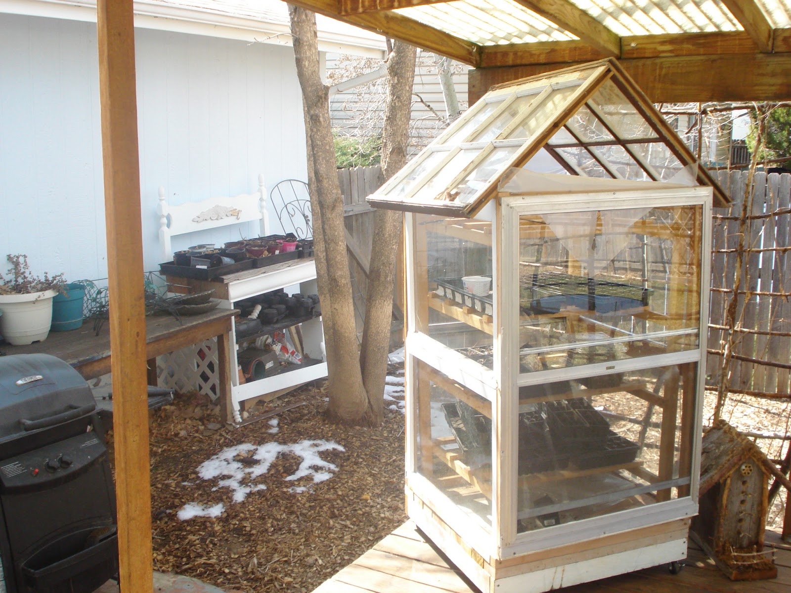 Jodys Re-Creations: Mini Greenhouse Update!