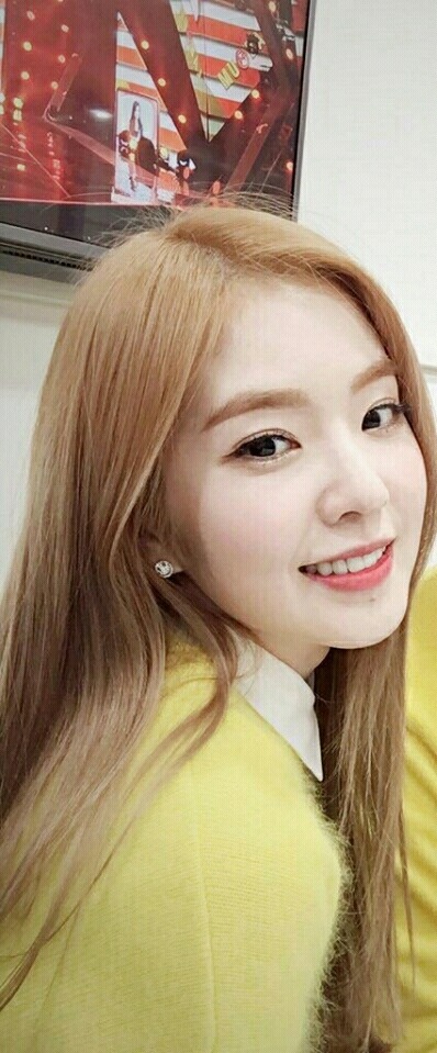 의외로 셀카 잘찍는 아이린 | 인스티즈