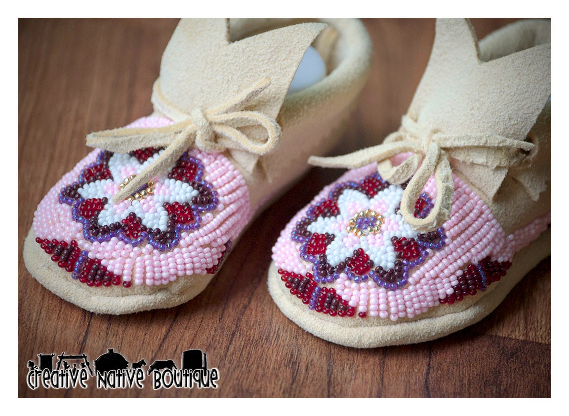 Creative Native Boutique Fully Beaded Baby Moccasins size 2