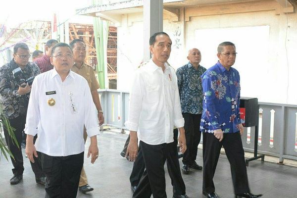 Ada 5 Pasar di Kalbar Serempak Diresmikan Jokowi Ada 5 Pasar di Kalbar Serempak Diresmikan Jokowi