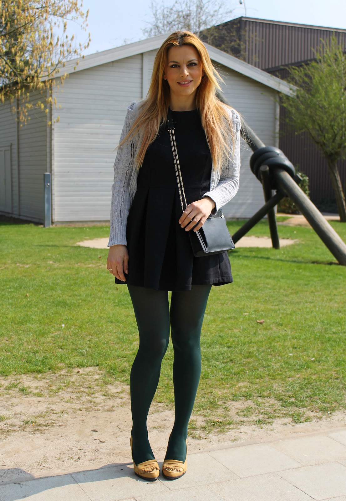 Tips for wearing bright tights - Fashionmylegs : The tights and hosiery ...