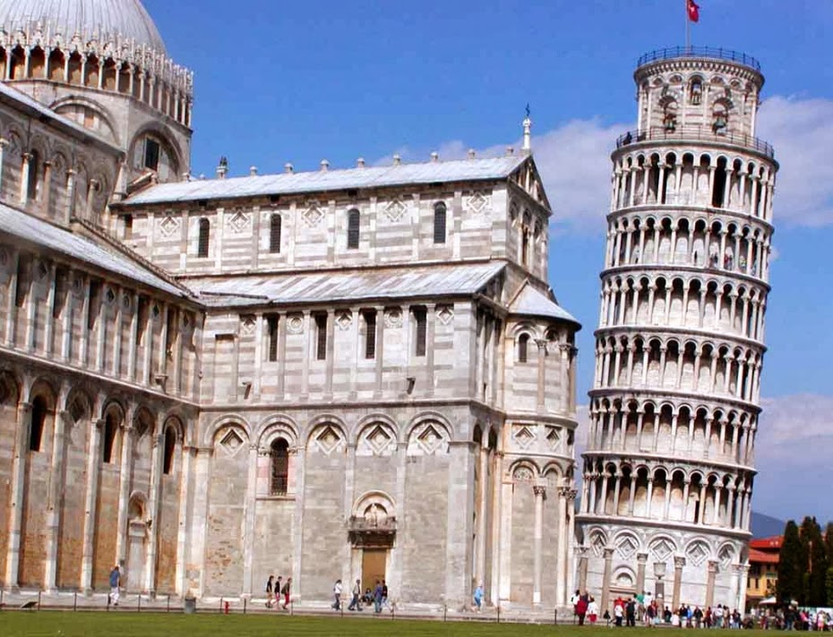 Tempat wisata di Italia Menara Pisa Travellesia