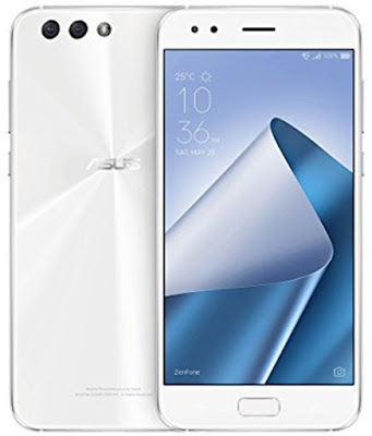 Spesifikasi Asus Zenfone 4 ZE554KL Spesifikasi Asus Zenfone 4 ZE554KL Desainnya juga sangat premium. Bodi belakangnya terbuat dari kaca dan akan menampilkan motif unik ketika terkena cahaya. Kemudian untuk dimensinya memiliki ukuran panjang 155.4 mm, lebar 75.2 mm, dan ketebalan 7.7 mm. Sedangkan bobotnya seberat 165 gram, sehingga smartphone ini semakin nyaman digenggam dan dioperasikan. Dibalik bodi tersebut telah tertanam baterai berkapasitas 3.300 mAh yang kemungkinan dilengkapi fitur Fast Charging agar bisa terisi lebih cepat. Meski kapasitasnya dibawah Zenfone 4 Max, namun daya tahan baterainya tak perlu diragukan lagi. Pasalnya Asus Zenfone 4 ZE554KL ditenagai chipset Qualcomm Snapdragon 630 yang memiliki efiensi daya baterai sangat baik. Chipset tersebut berpadu dengan processor Octa Core 64-Bit yang memiliki konfigurasi Quad Core 2.2 Ghz Cortex-A53 dan Quad Core 1.8 Ghz Cortex-A53. Selain itu, tersedia pula GPU Adreno 508 yang membuat kemampuan grafis Asus Zenfone 4 ZE554KL semakin memukau. Asus Zenfone 4 ZE554KL juga memiliki Ram berkapasitas 4GB dan memori internal 64GB. Kabar baiknya, Asus akan merilis varian lebih tinggi yang ditenagai chipset Qualcomm Snapdragon 660. Otomatis harganya lebih mahal dibandingkan harga Asus Zenfone 4 ZE554KL. Namun smartphone ini akan lebih murah dibandingkan Zenfone 4 Pro yang ditenagai Snapdragon 835.