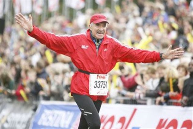 ROBERTO MADRAZO EN MARATÓN DE CDMX « REGION 11