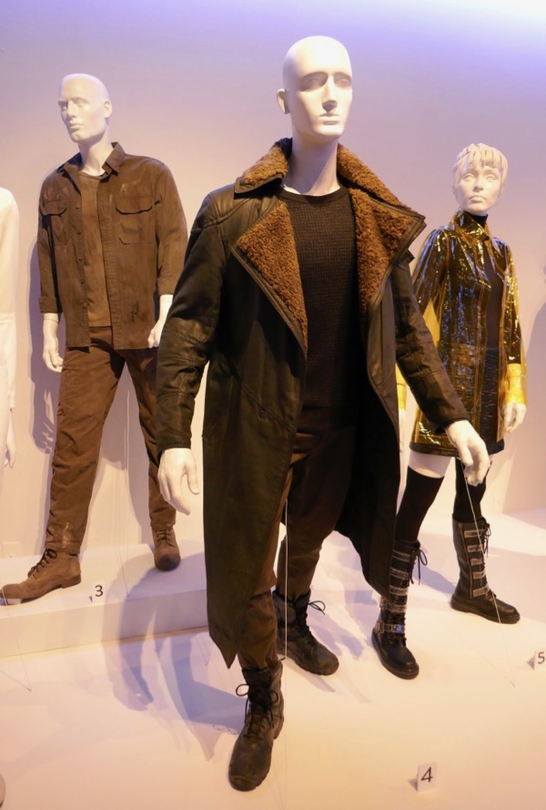 Hollywood Movie Costumes and Props Blade Runner 2049 film costumes on