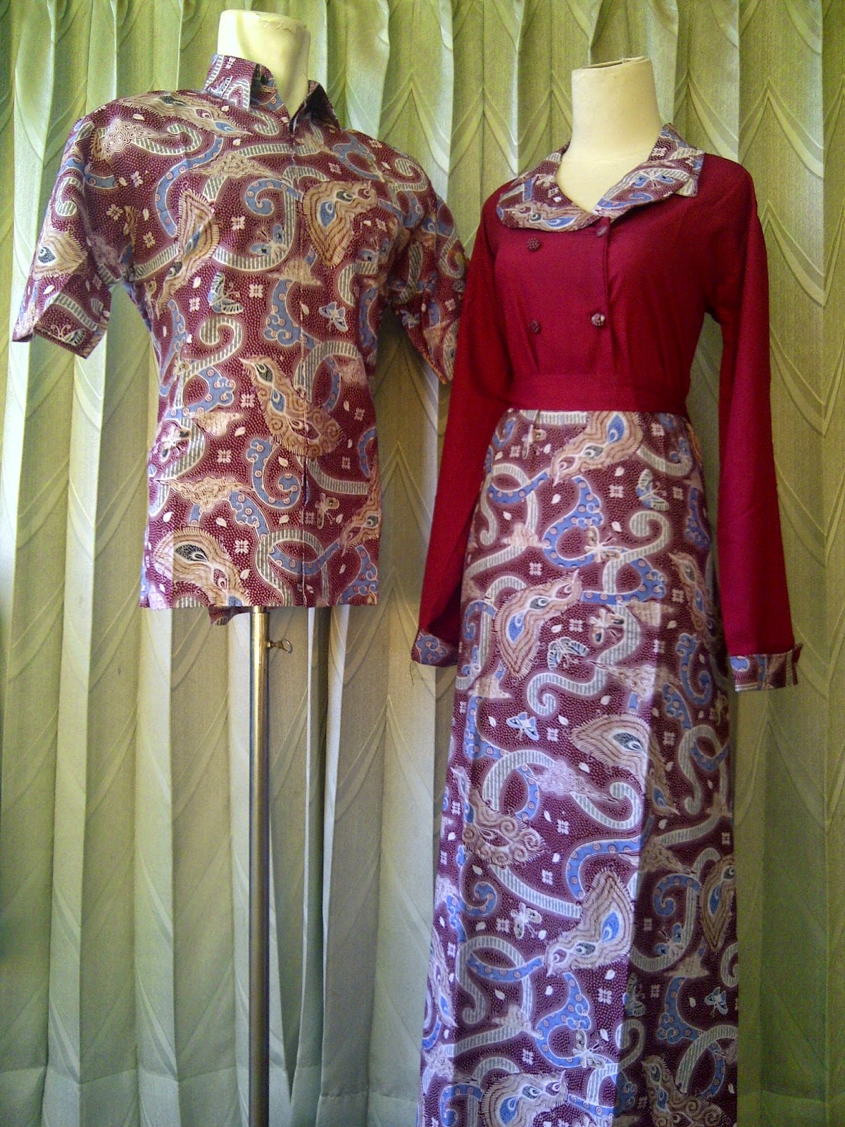 Foto model baju batik sarimbit couple terbaru | Gaya Masa Kini Terbaru