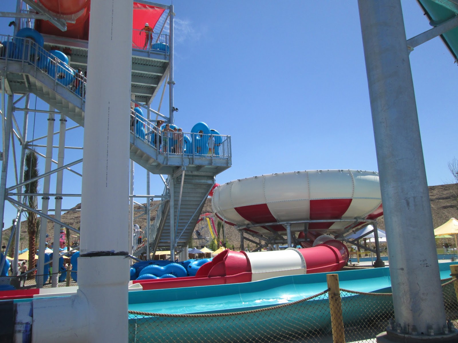 Full Review of Wet 'n' Wild Las Vegas waterpark Summer 2013