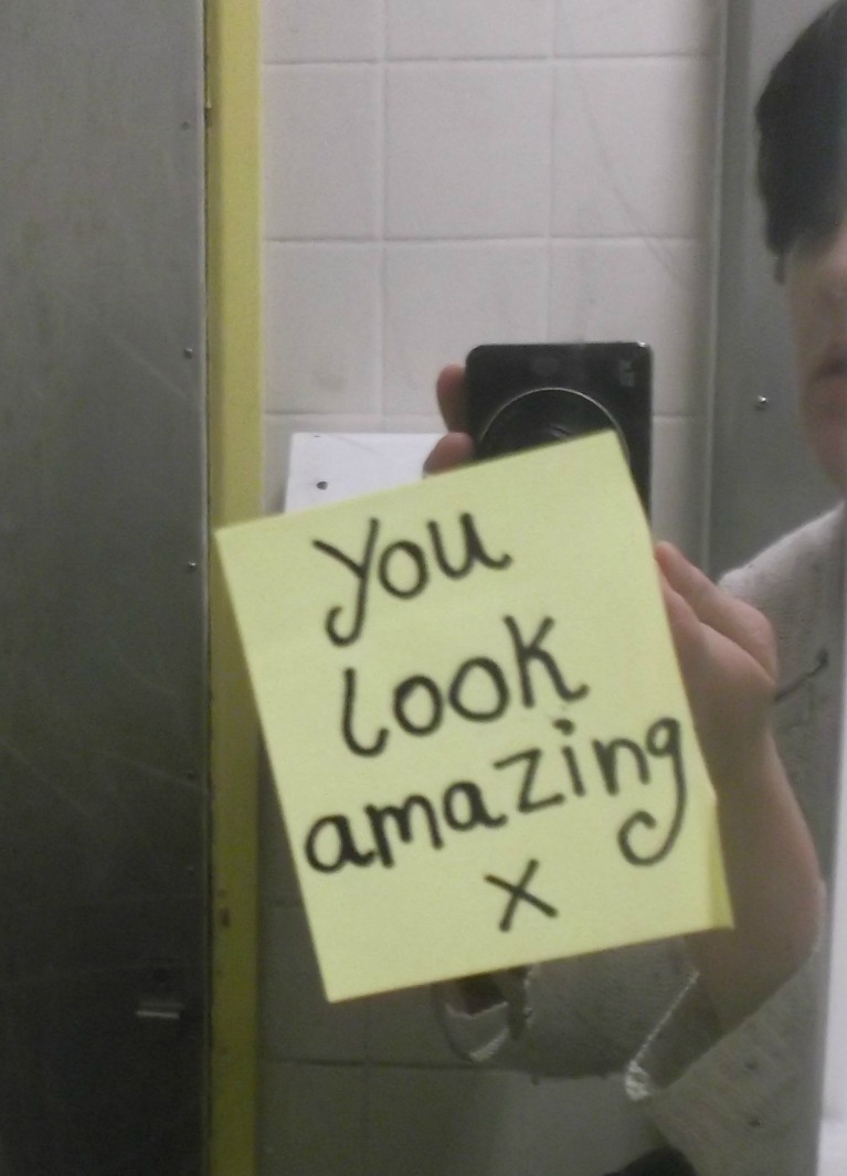 Lost Your Mojo These Random Acts Of Kindness Ideas Will Recharge Your Batteries - hkcss5a
