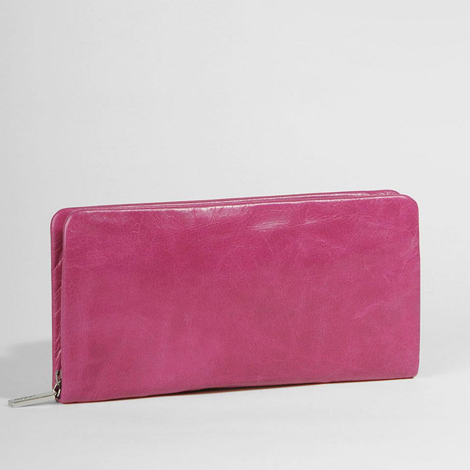 Blake & Brady Boutique: Hobo Wallets... Not a want, a Need!