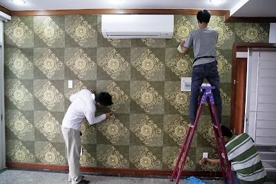 So sánh giấy dán tường giả đá với sơn tường đẹp giá rẻ tại TPHCM So sánh giấy dán tường giả đá với sơn tường đẹp giá rẻ tại TPHCM