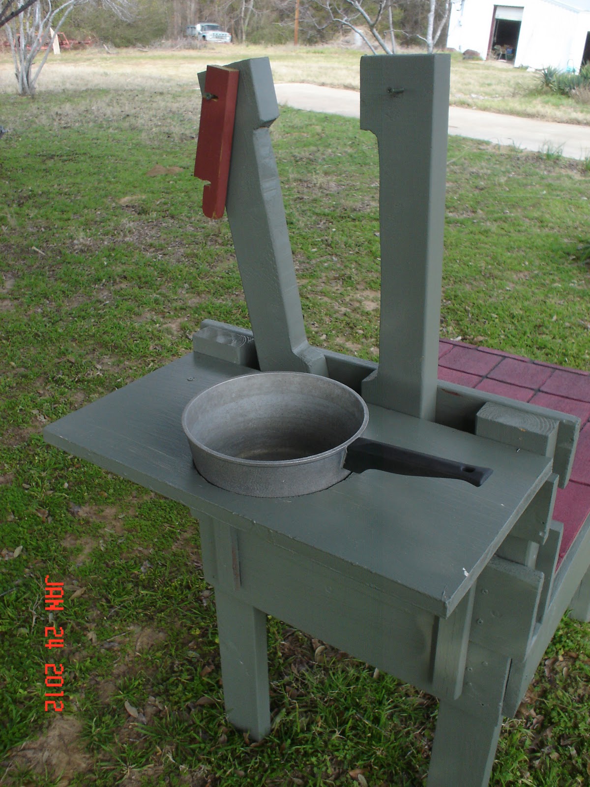 Happy Hilltop Homestead: Pygmy/Nigerian Dwarf Milk Stand
