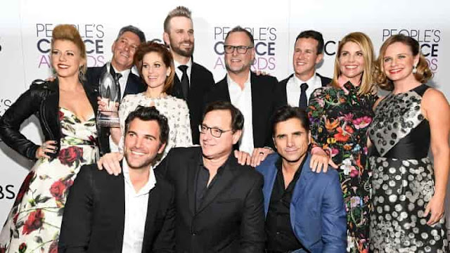 What Lori Loughlin's Fuller House co-stars have said since her scandal l News What Lori Loughlin's Fuller House co-stars have said since her scandal l News