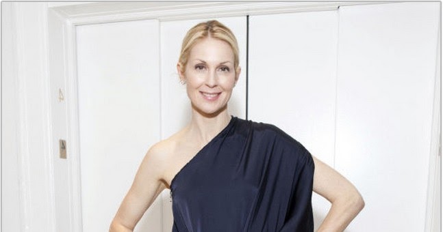 What Color Nail Polish With Navy Blue Dress - Nails Magazine