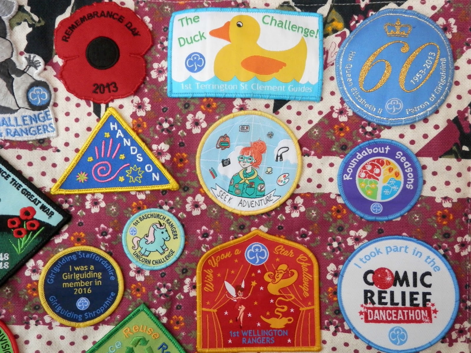 Second Hand Susie Collections, Rainbow guide badges.