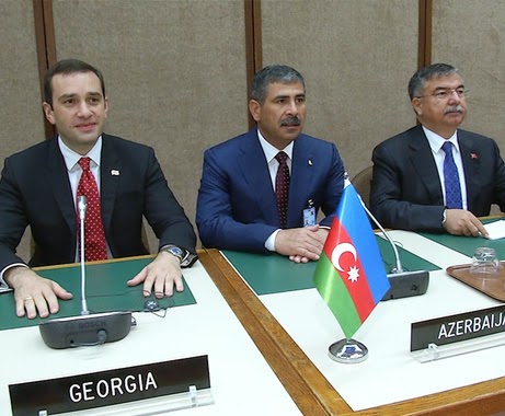 Ενδυναμώνει στρατιωτικά ο άξονας «Αζερμπαϊτζάν - Γεωργία - Τουρκία» λόγω ενεργειακών αγωγών