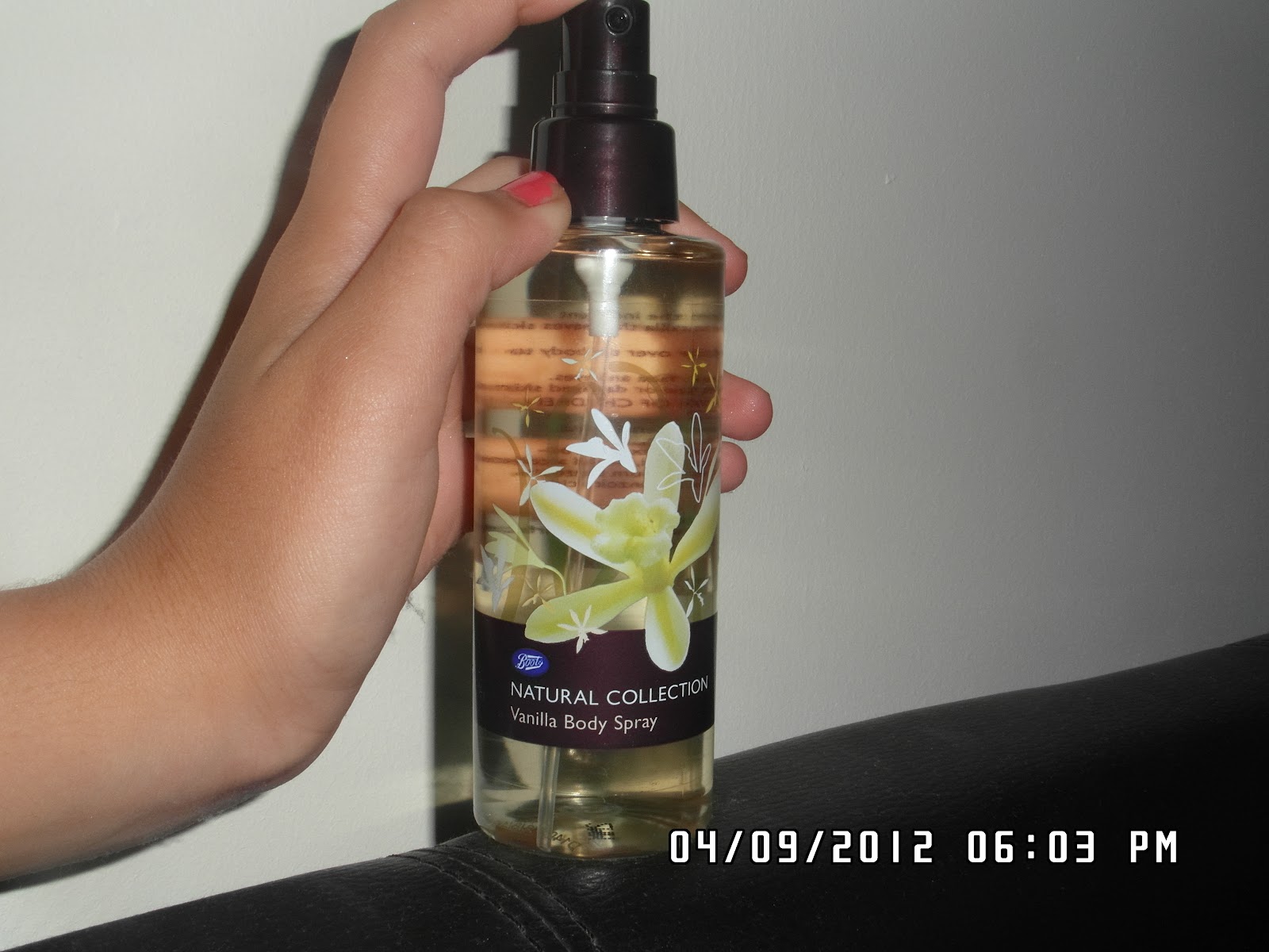 Dayana Blogs: Review - Natural Collection Vanilla Body Spray