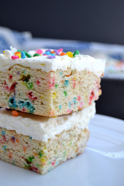 birthday cake bars funfetti sprinkles vanilla almond flavoured cake cut into individual servings