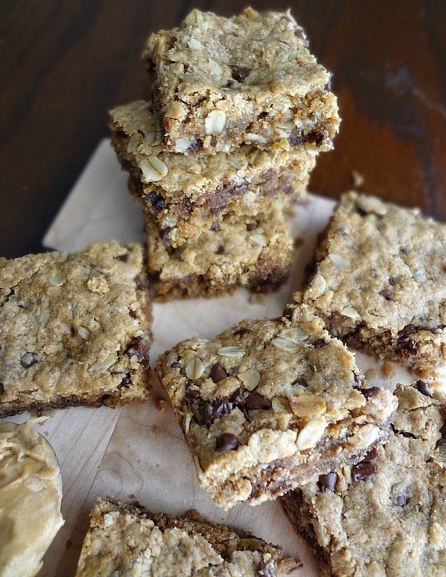 {Healthy} Peanut Butter Chocolate Chip Oat Bars {Healthy} Peanut Butter Chocolate Chip Oat Bars
