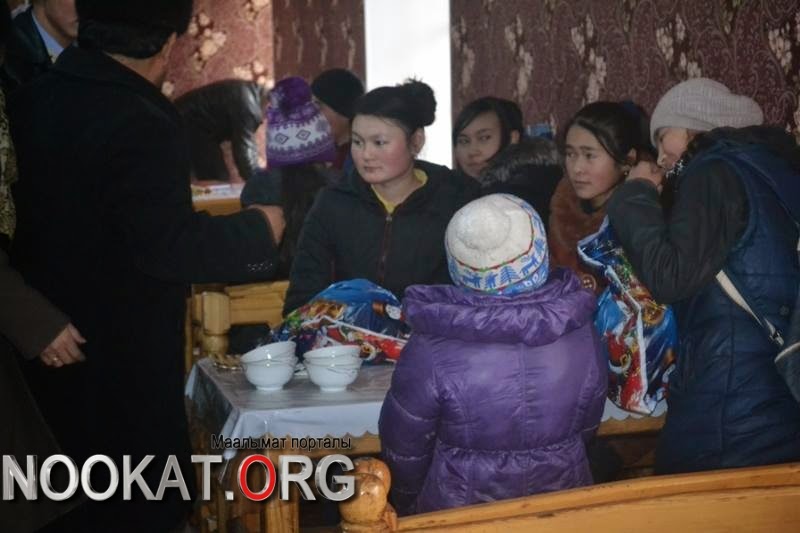 барак айылы. ноокат. пагода ноокат район эртеңки. обычная погода. мирмахмудов ноокат.