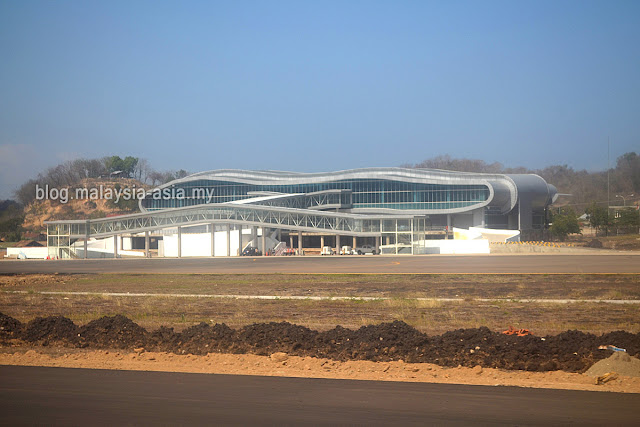 Komodo Airport