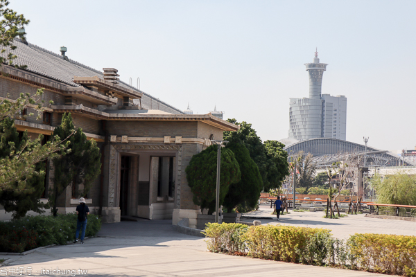 歷史建築帝國製糖廠台中營業所(台中產業故事館),湧泉公園賞星泉湖 歷史建築帝國製糖廠台中營業所(台中產業故事館),湧泉公園賞星泉湖