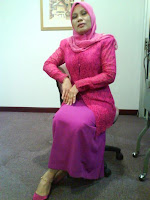 Mature Malaysian Woman Hot Pose