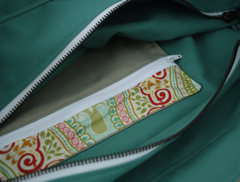 Weekender bag | Happy in Red Weekender bag | Happy in Red
