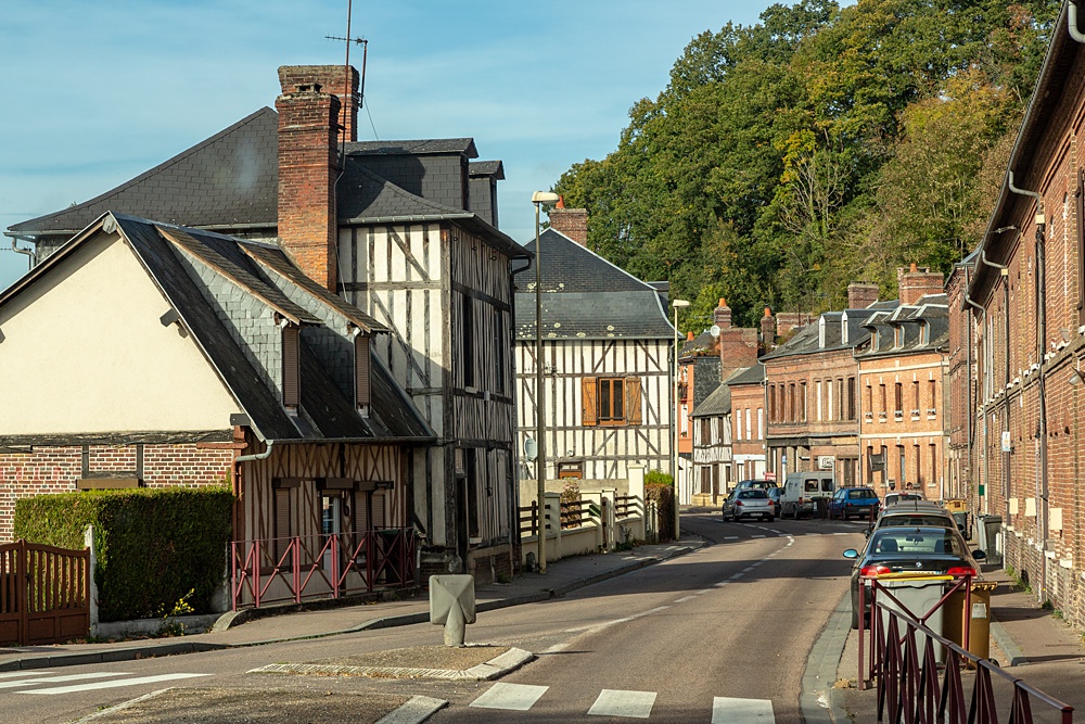 Tuesday October 23, La MaillerayesurSeine