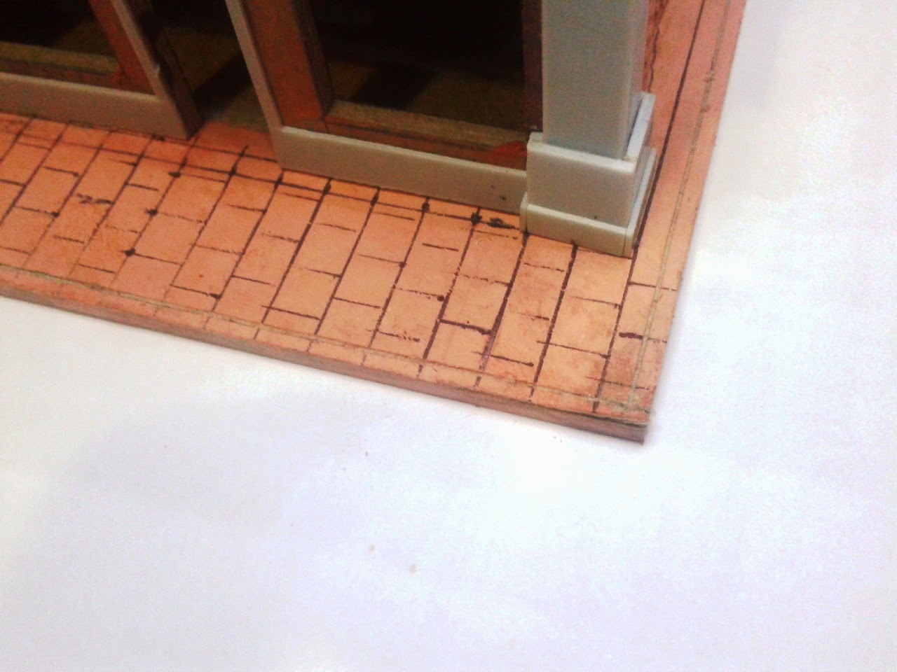 reddiorama Downtown Diorama Part 04 (making the base)