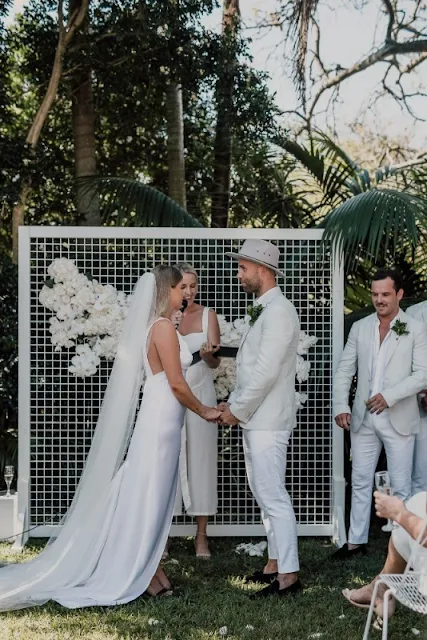 HUNTER MANUEL PHOTOGRAPHY SYDNEY REAL WEDDING FEATURE POCO UNO CREATIVE WHITE WEDDINGS