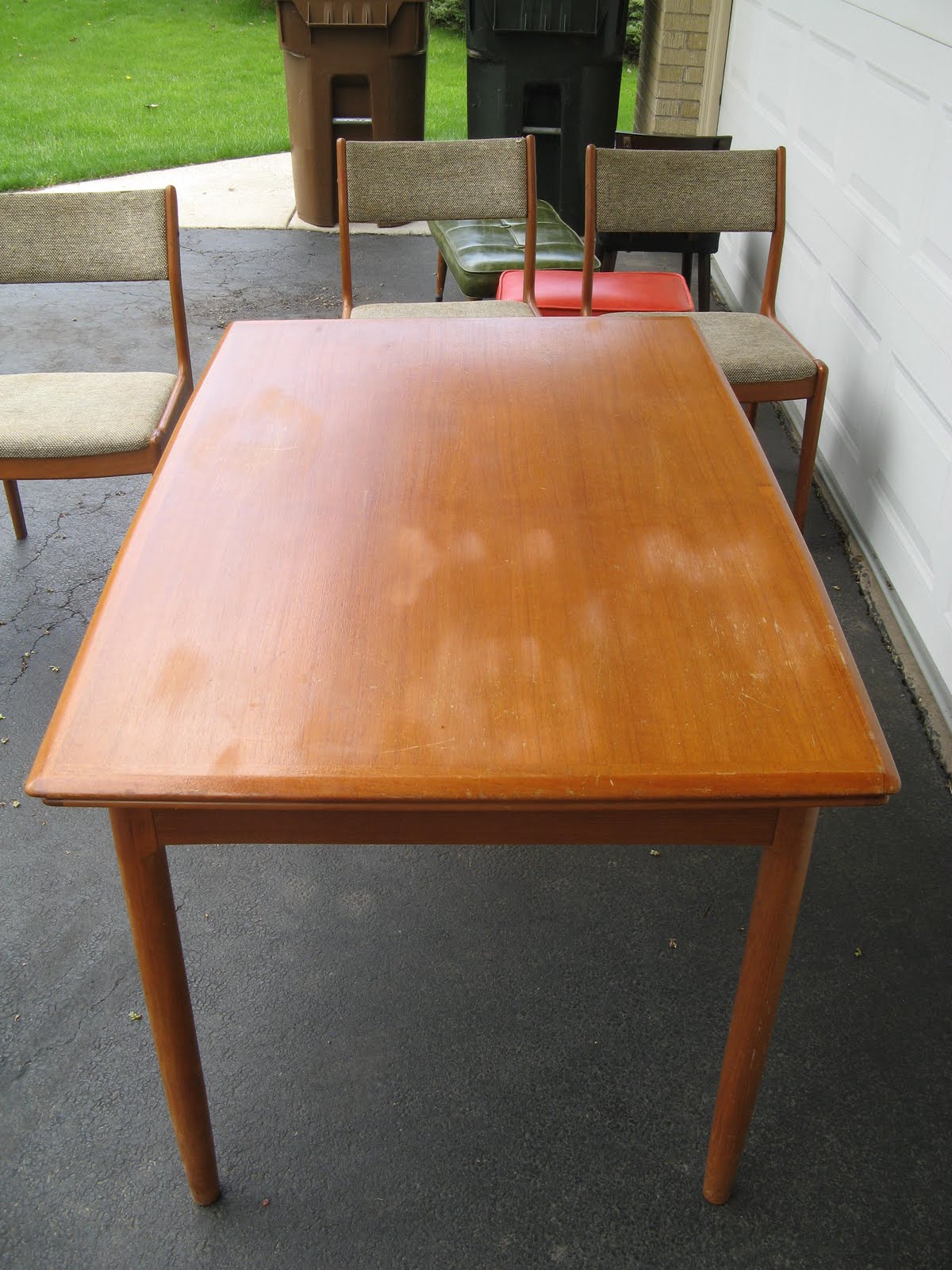 Complete Your Dining Room With A Teak Dining Table Set