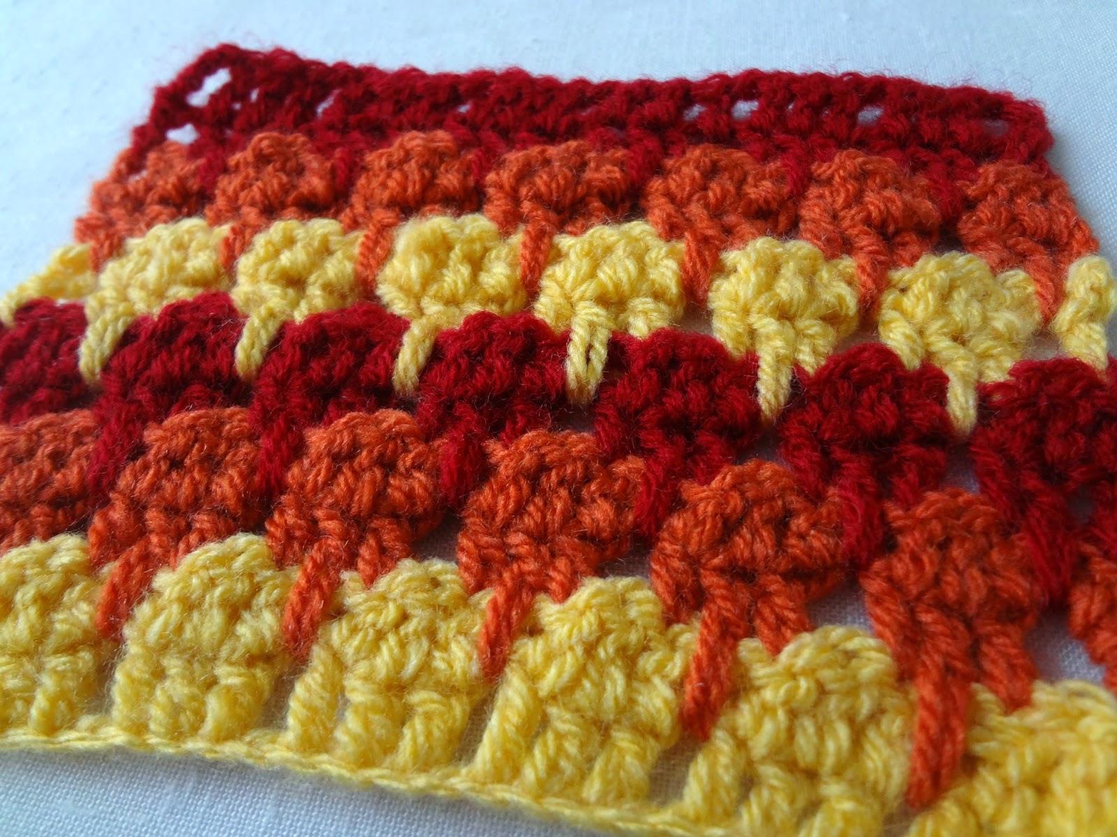 Little Treasures: Larksfoot Crochet Stitch Pattern (or the Icicle